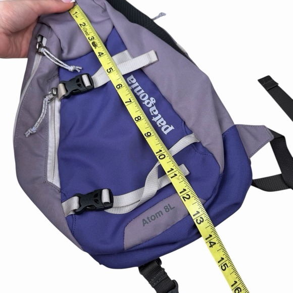 Patagonia Atom Sling 8L Crossbody Bag Concord Purple / Lavender - Picture 10 of 12